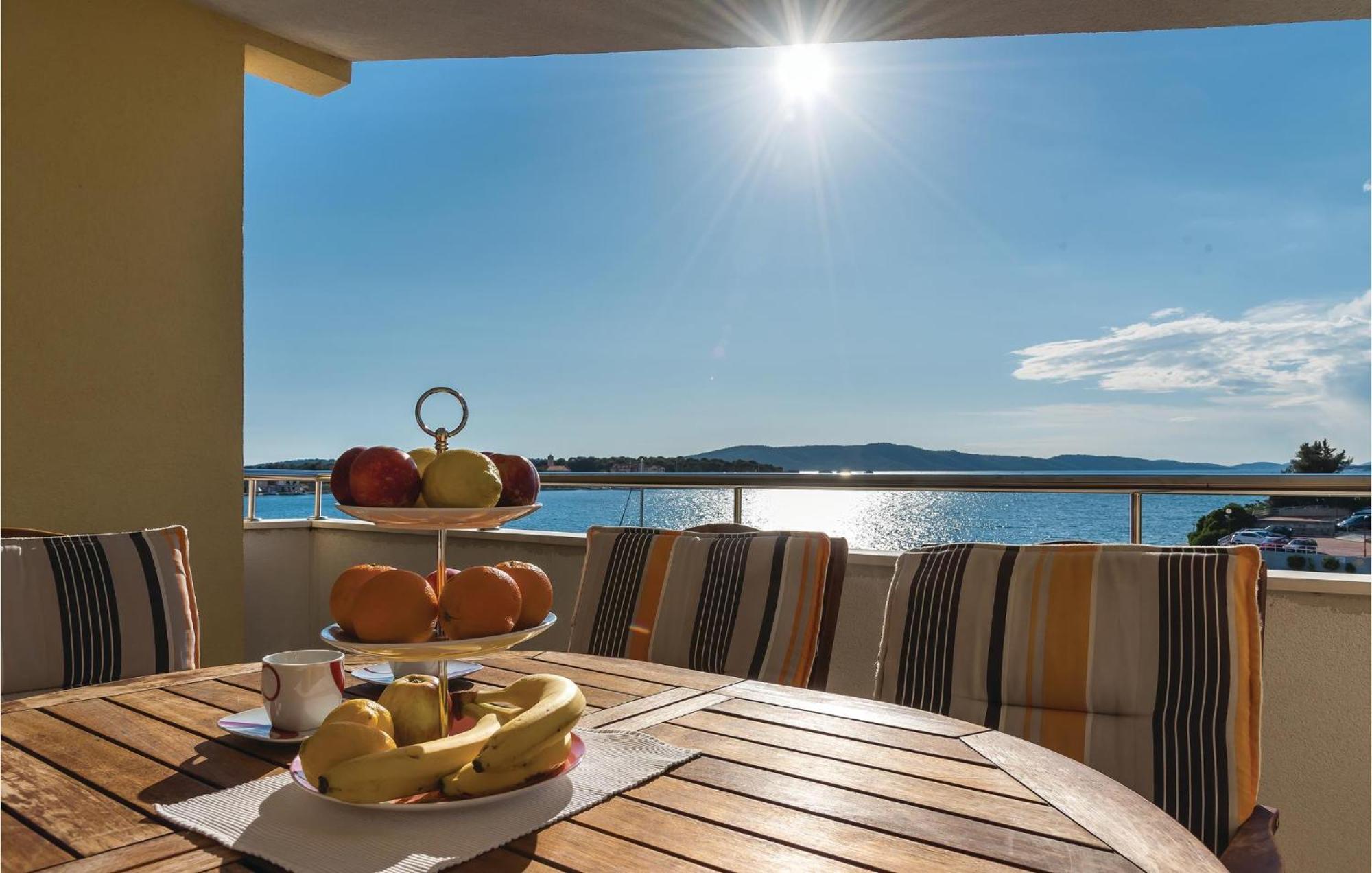 Nice Home In Sibenik With Kitchen Kültér fotó