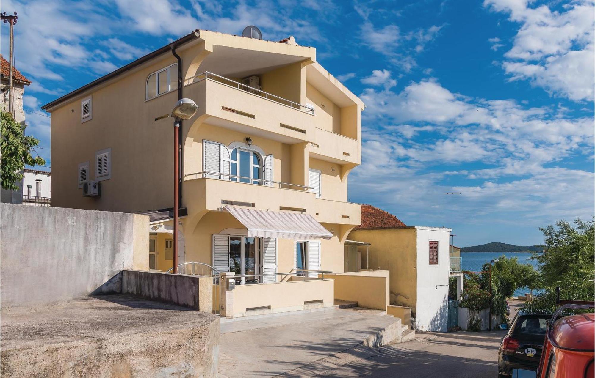 Nice Home In Sibenik With Kitchen Kültér fotó